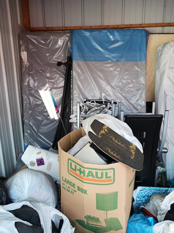 Storage Unit Auction in Belleville, IL at Gateway Storage Mall